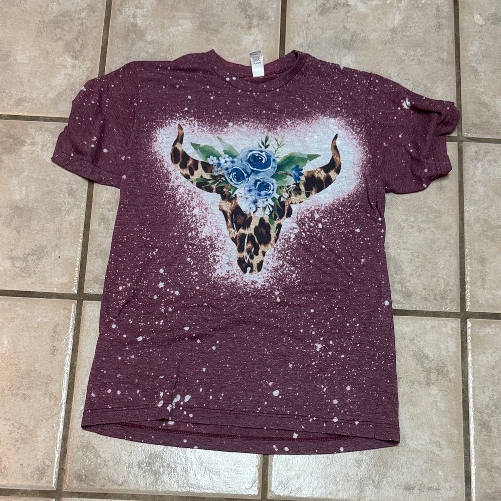 Burgundy bleached Shirt with Bull Skull Design